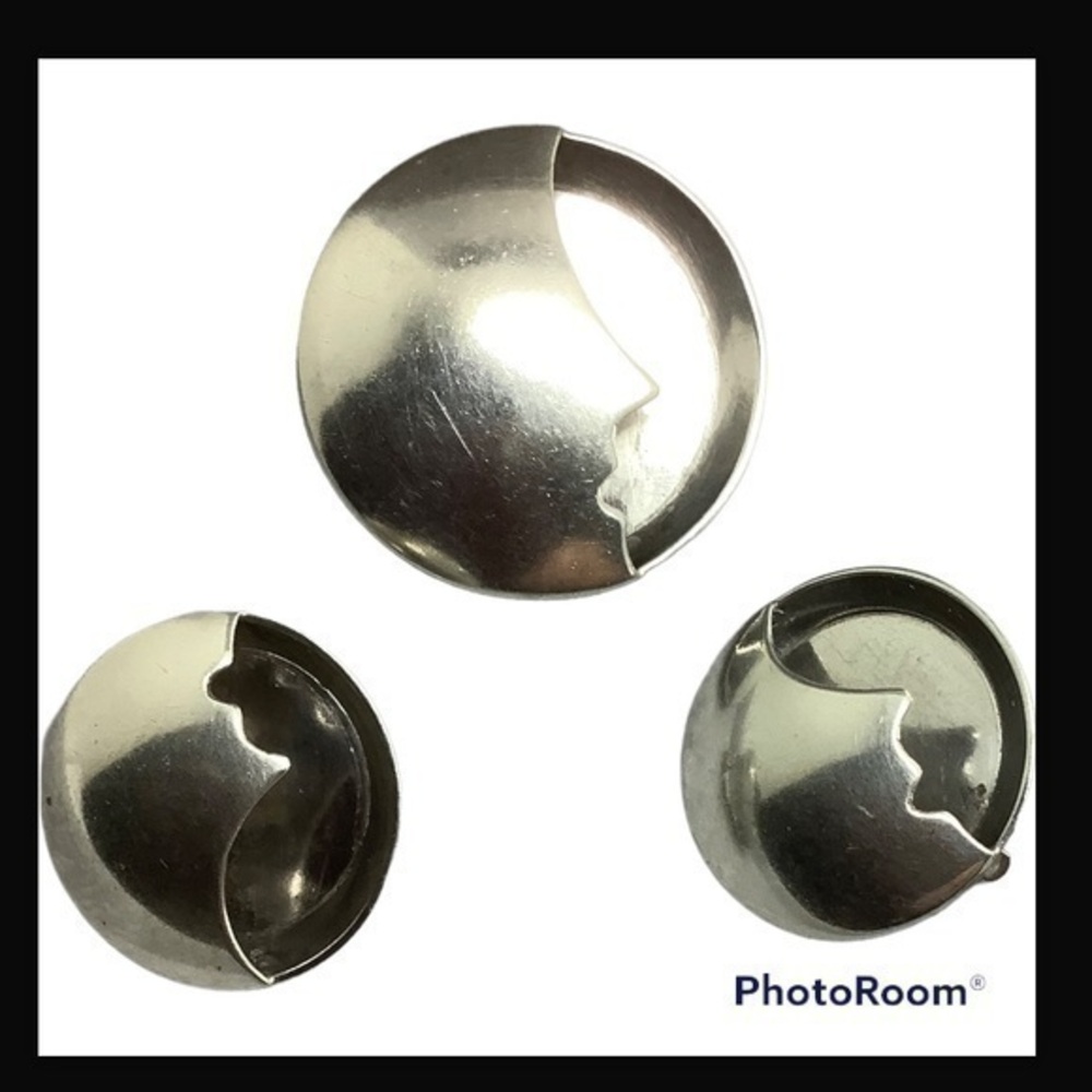 Sterling silver brooch & matching clip earrings
